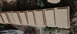 Brownish,Yellowish Stones