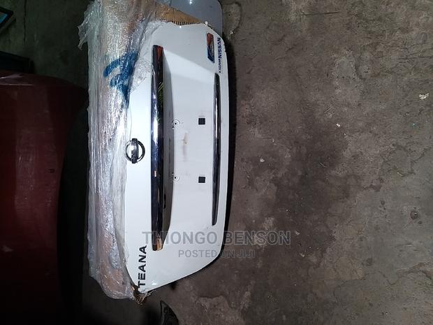 Nissan Tiena Boot - main view