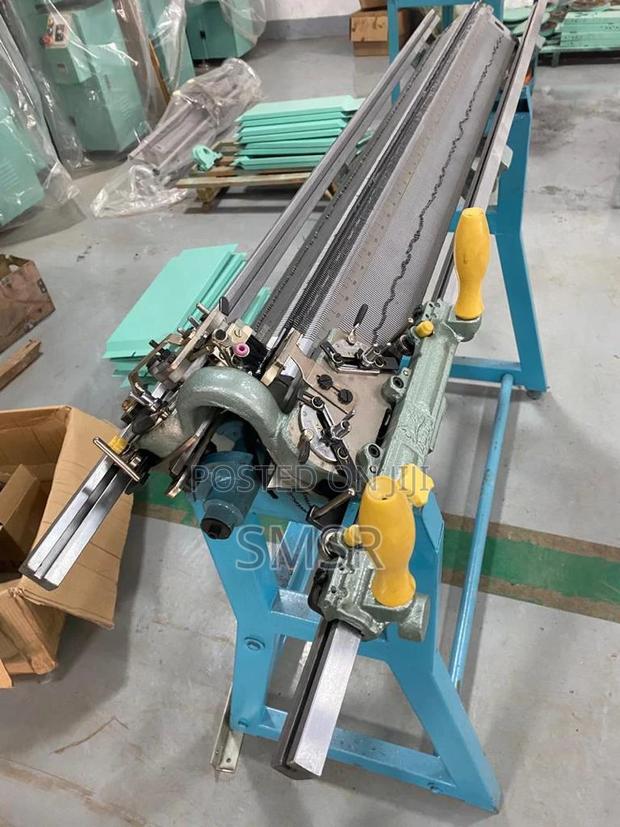 Hand Flat Knitting Machine - main view