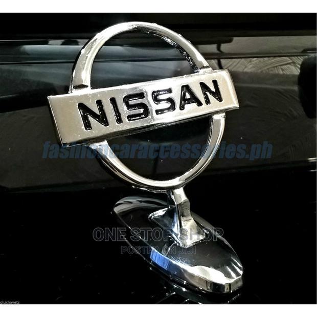 Nissan Emblem Ornament Hood - main view