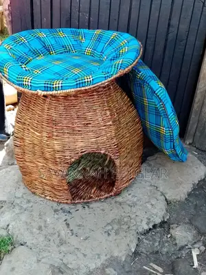 Locally Made Dog Beds - Medium (22" Inches Diameter)