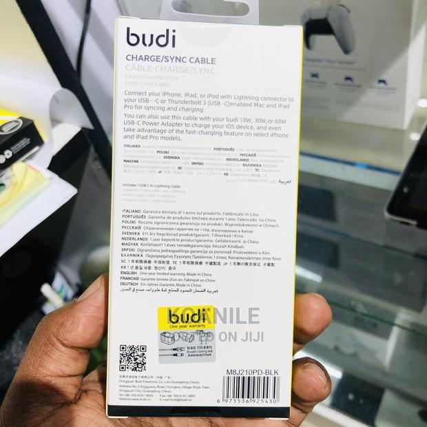 USB C to Lightning Cable - thumbnail 3