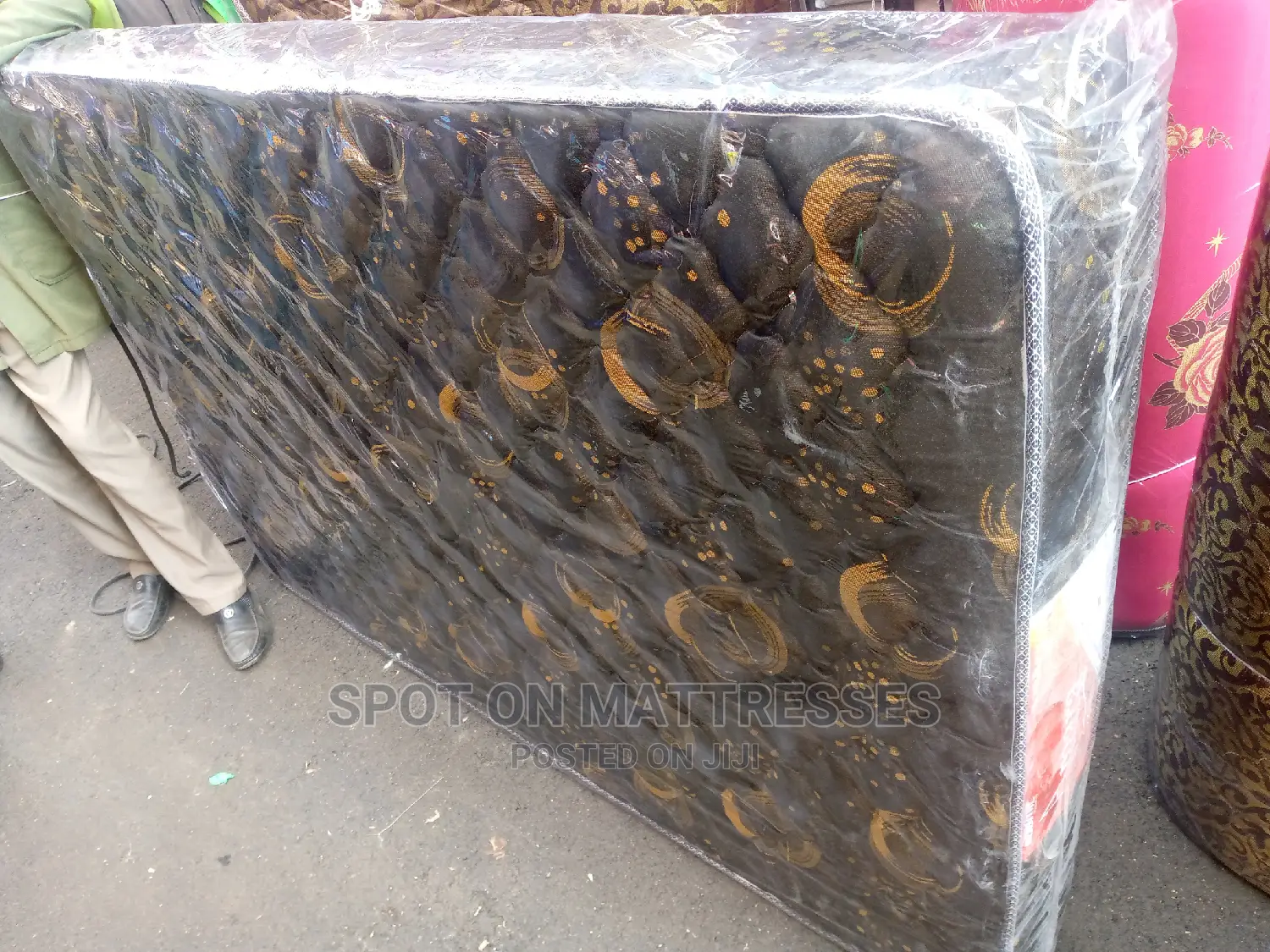 Amara Bobmil HDQ Mattresses