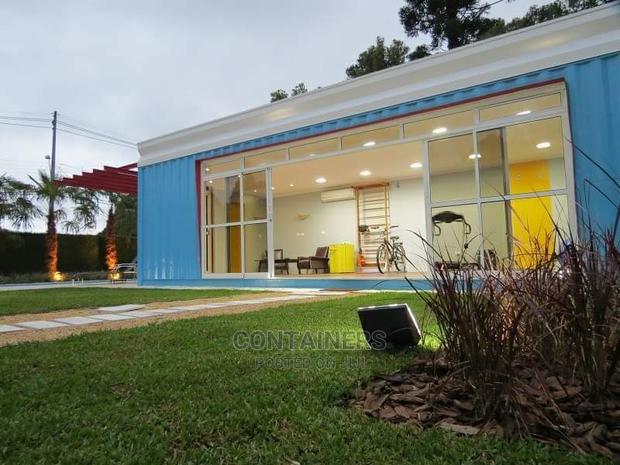 40ft Container Show Room - main view