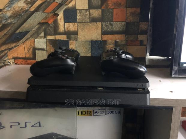 Ps4 Slim Clean Used - thumbnail 2