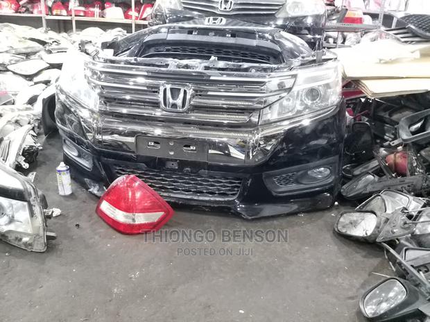 Honda Stepwagon Nosecut - main view