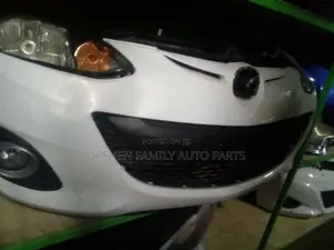 Mazda Demio Nose Cut