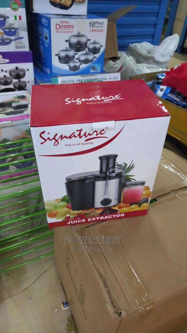 Signature Juice Extractor - main view