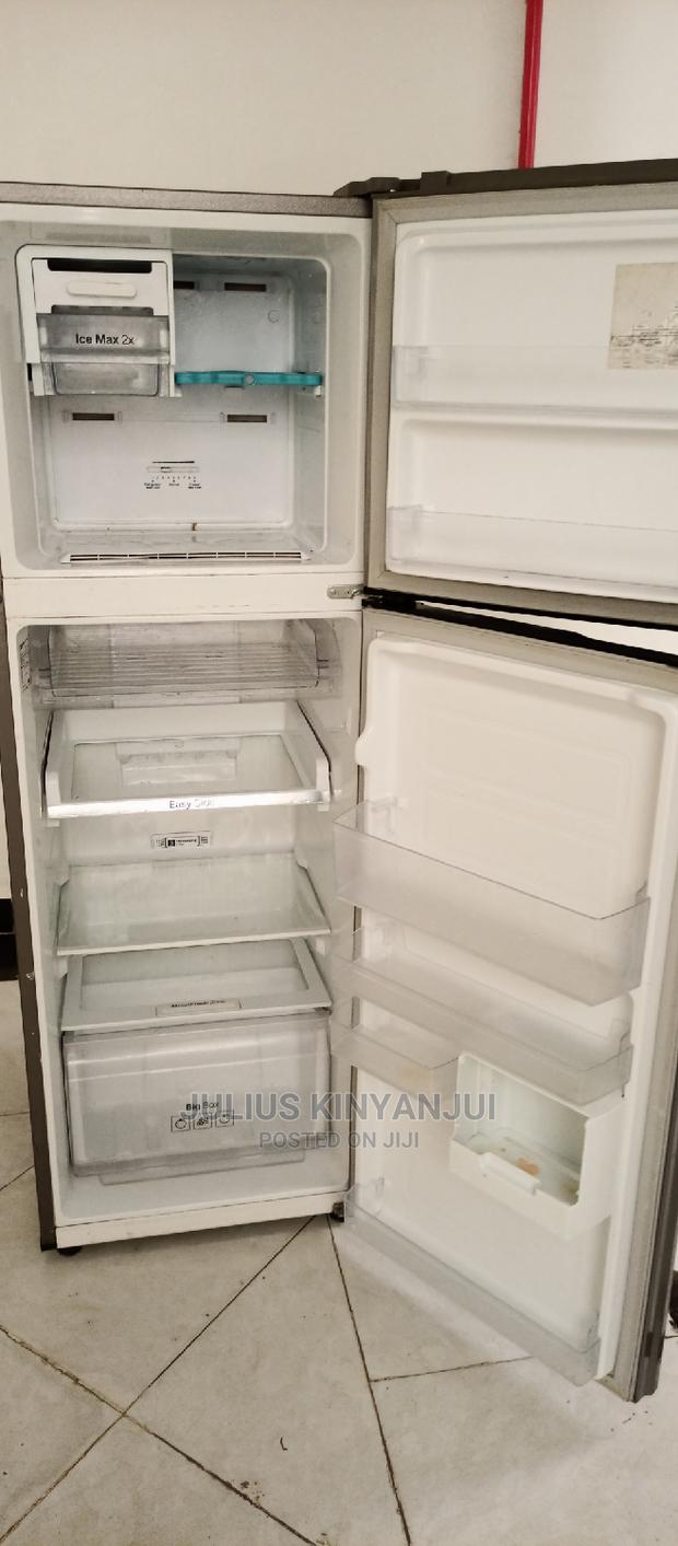 Samsung Fridge - thumbnail 4