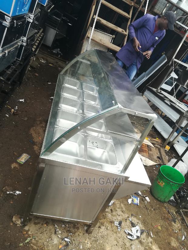 Electric Food Wormer Display - thumbnail 5