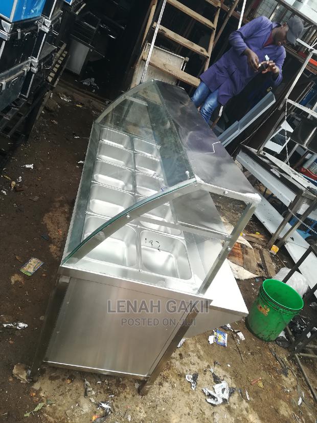 Electric Food Wormer Display - thumbnail 2