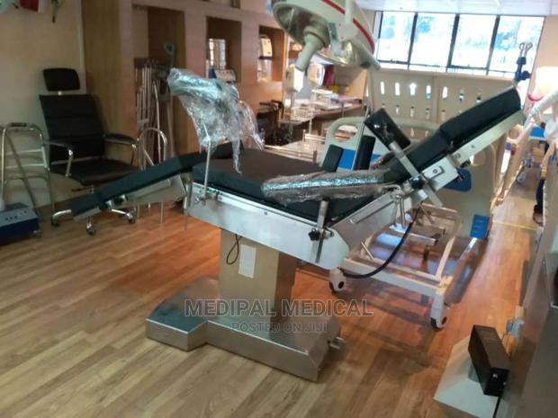 Theatre Bed - main view