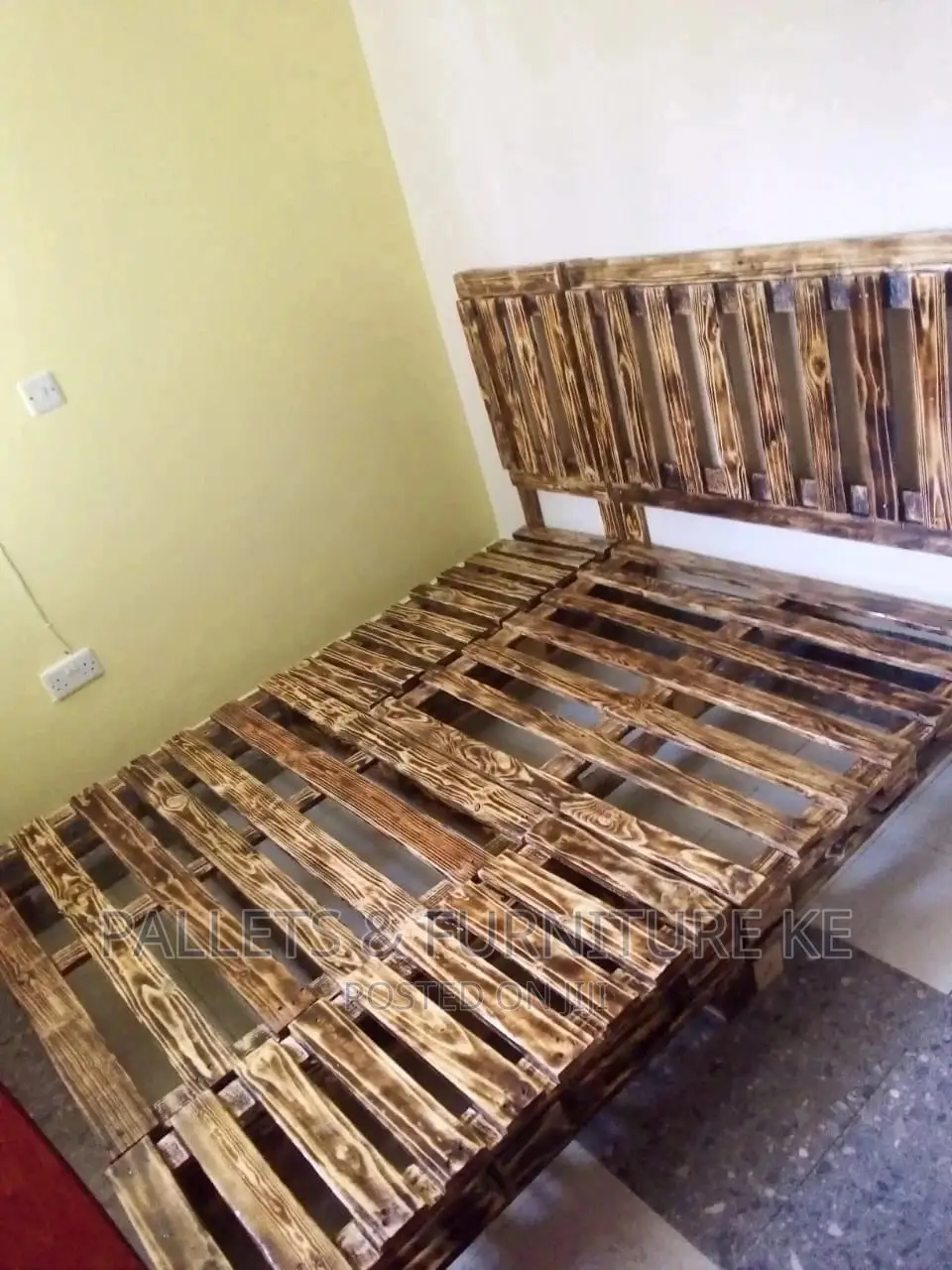 5 by 6 Pallet Bed