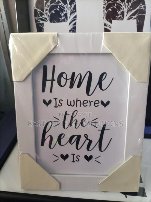 Decorate Your Sitting With A5 Catchy Wall Frames - thumbnail 3