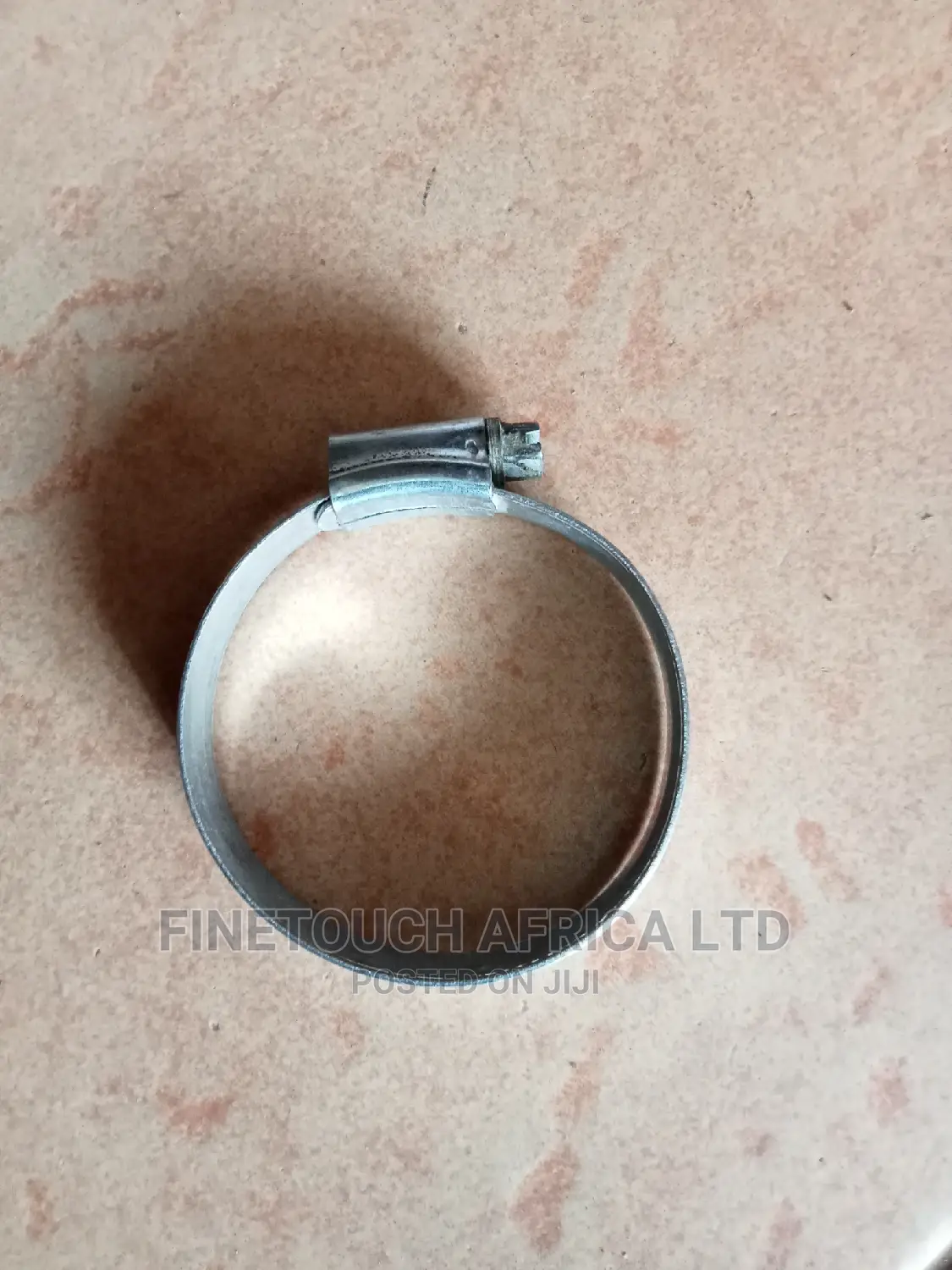 Hose Clips 3"