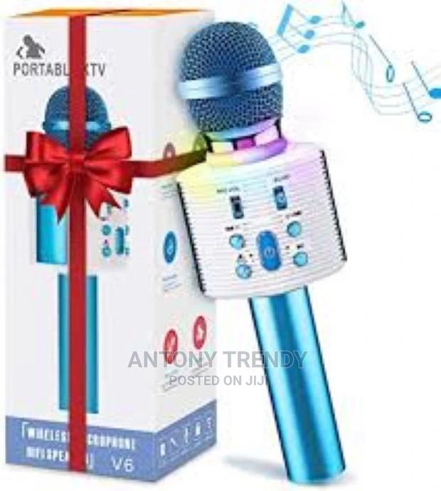 Wireless Bluetooth Karaoke Microphone, Portable Karaoke Mach - main view