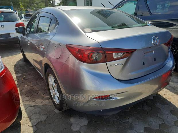 Mazda Axela 2015 Silver - thumbnail 2
