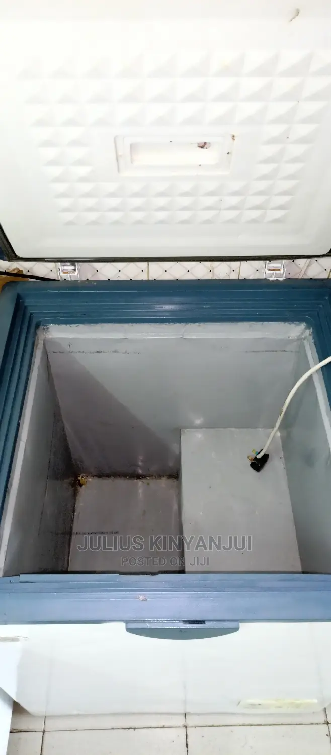 220L Freezer