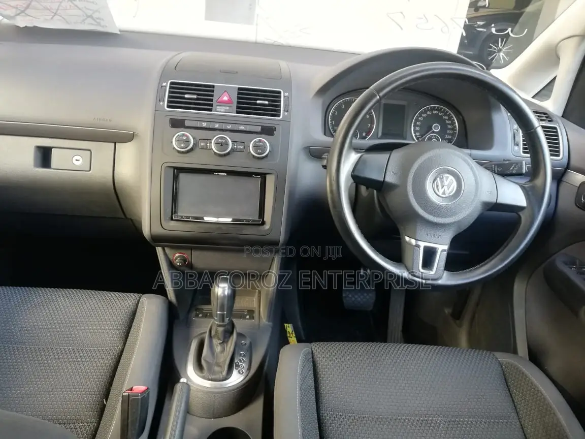 Volkswagen Touran 2015 Blue