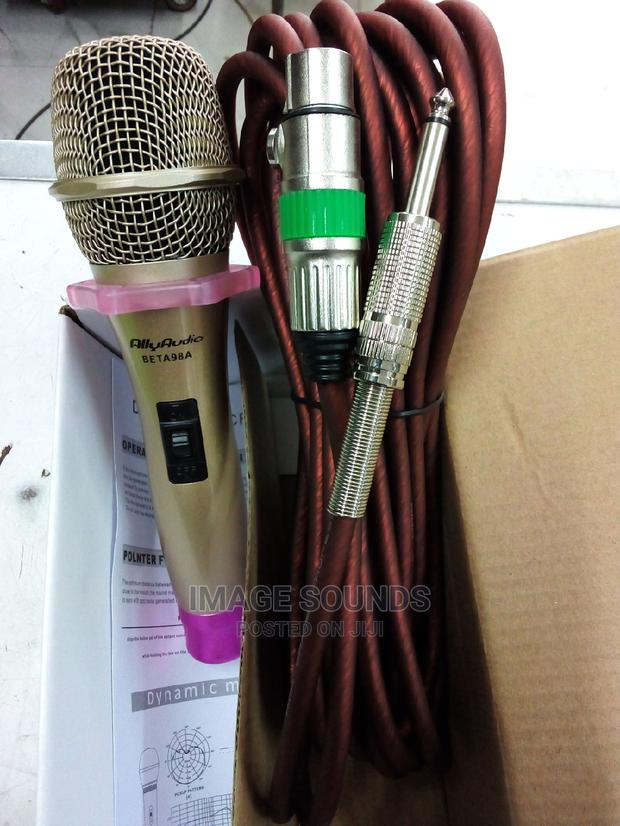 Dynamic Corded Microphone - main view