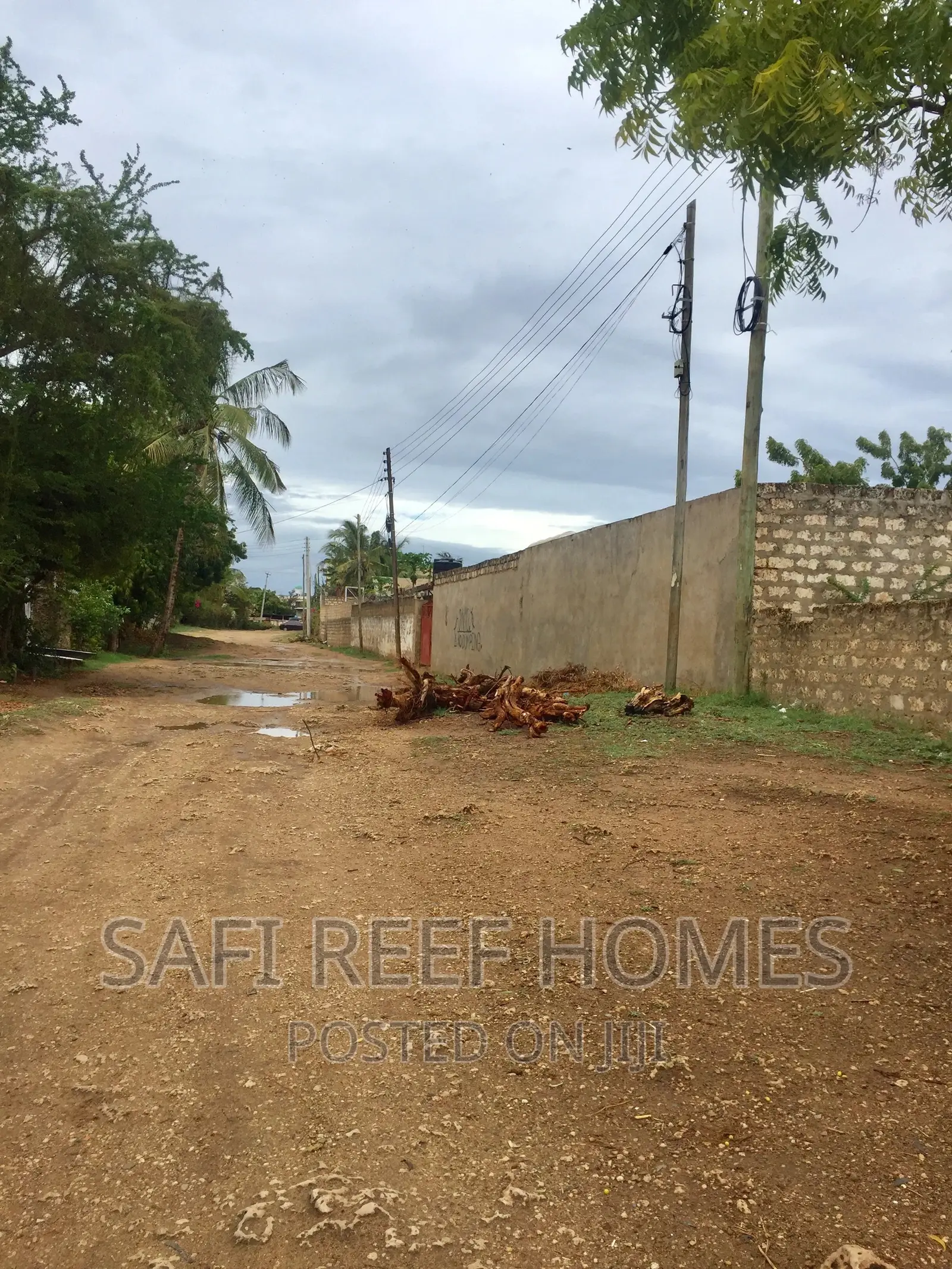 1/4( Quarter) Plot in Nyali for Sale