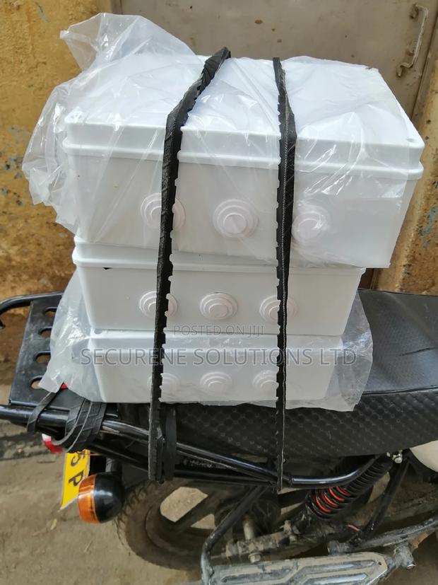 300 X 250 X 120 PVC Weatherproof Adaptor Box - thumbnail 2