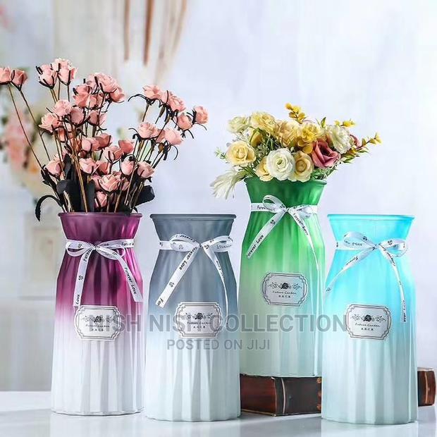 Big Flower Vase - main view