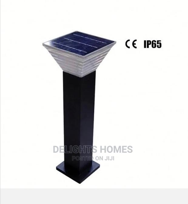 Square Top Solar Garden Light