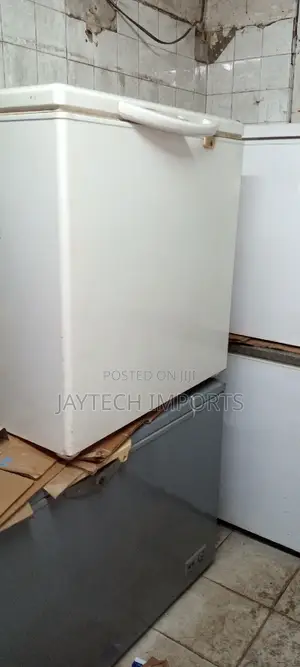 Closed Deep Freezers