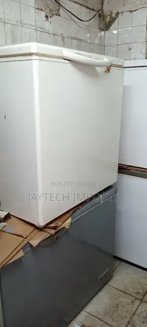Closed Deep Freezers
