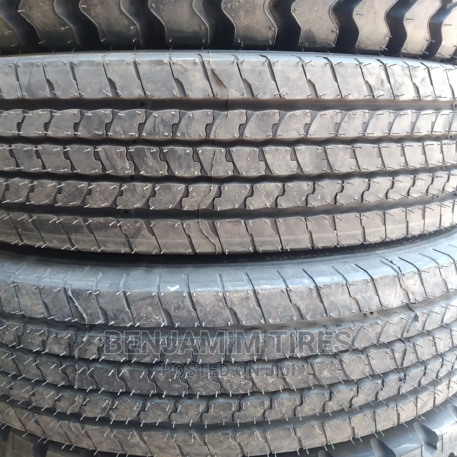 Michelin Tires Sizes 7.00R16 Tubeless for Mitsubishi Canter.