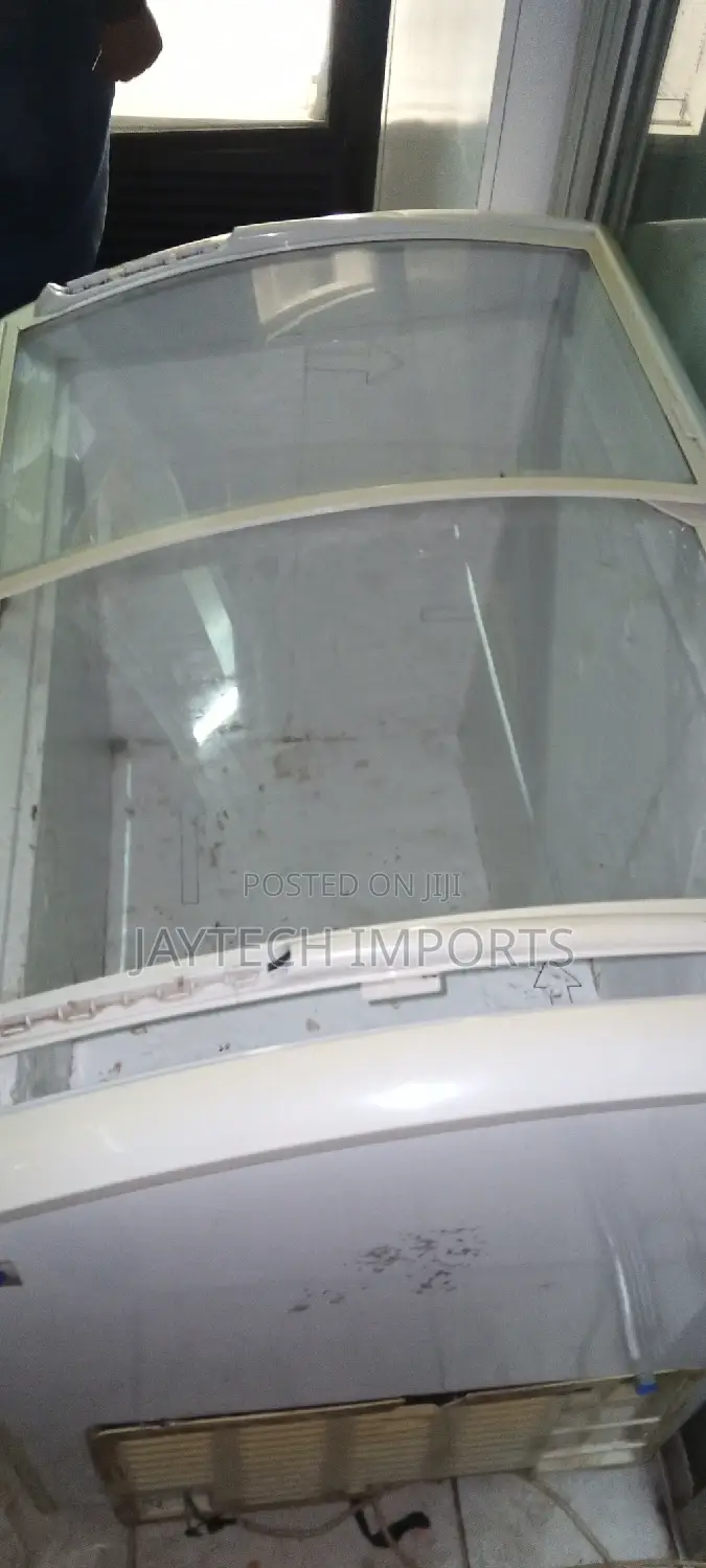 Display Deep Freezer