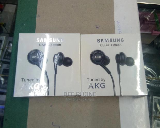 Samsung Type C Wired Earphones - thumbnail 2