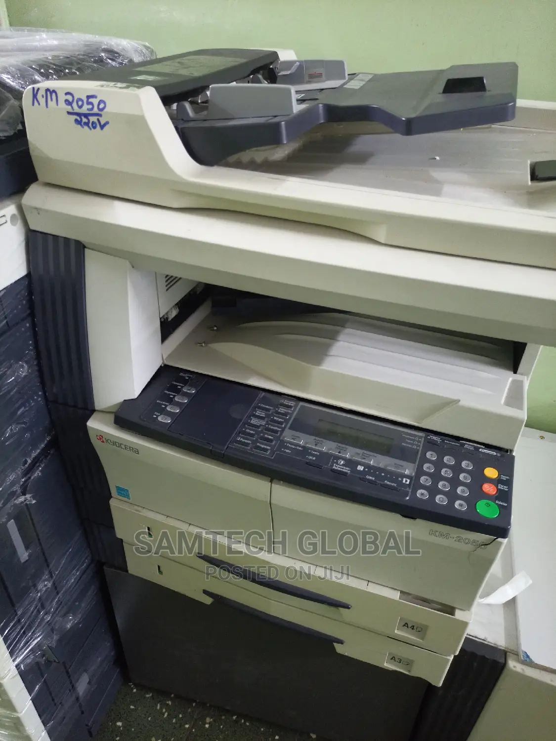 Heavy Duty Kyocera Km 2050 Machine