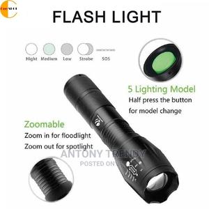 XM-L T6 Zoomable 6000 Lumen Tactical LED Flashlight Torch L - thumbnail 2