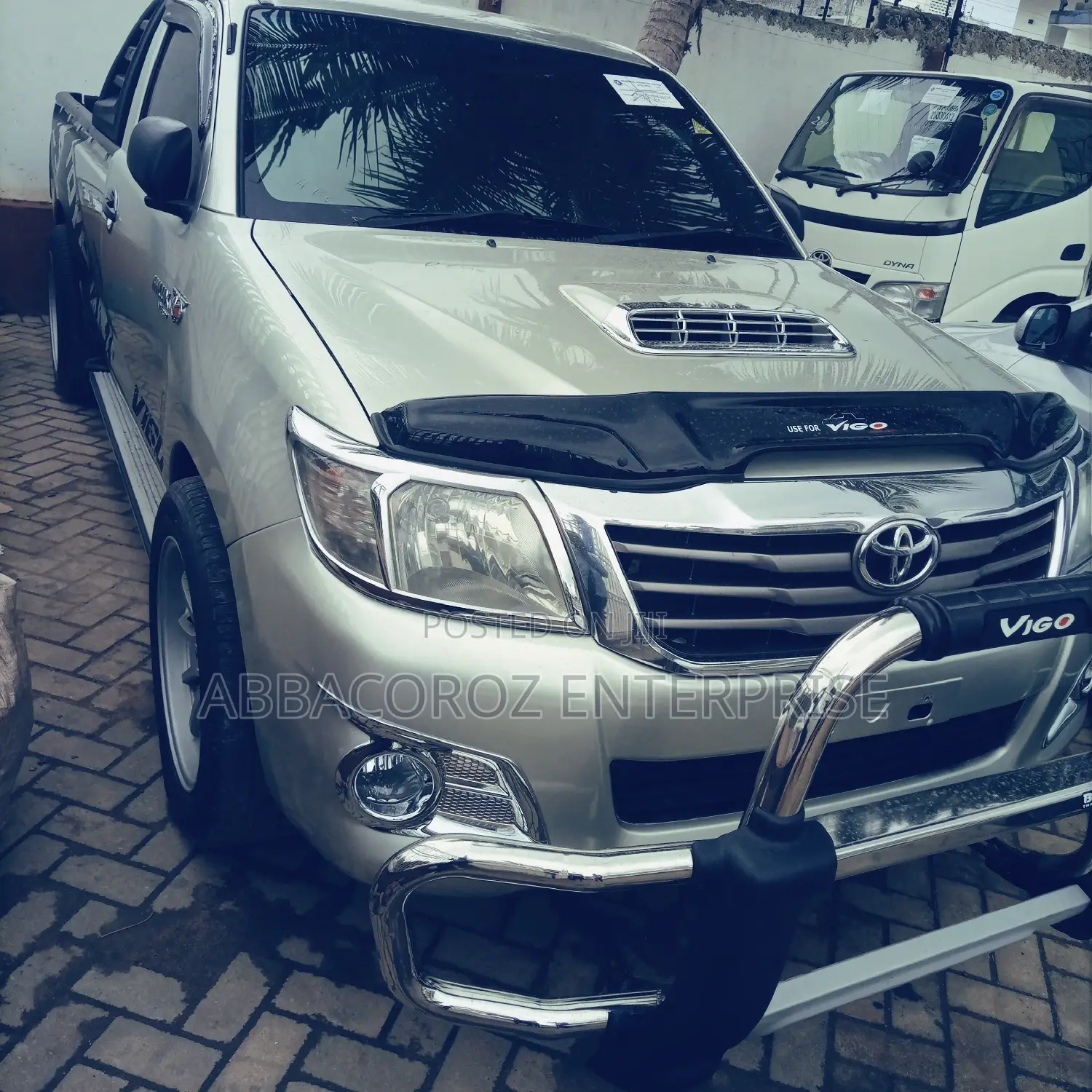 Toyota Hilux SR 4x4 2015 Silver