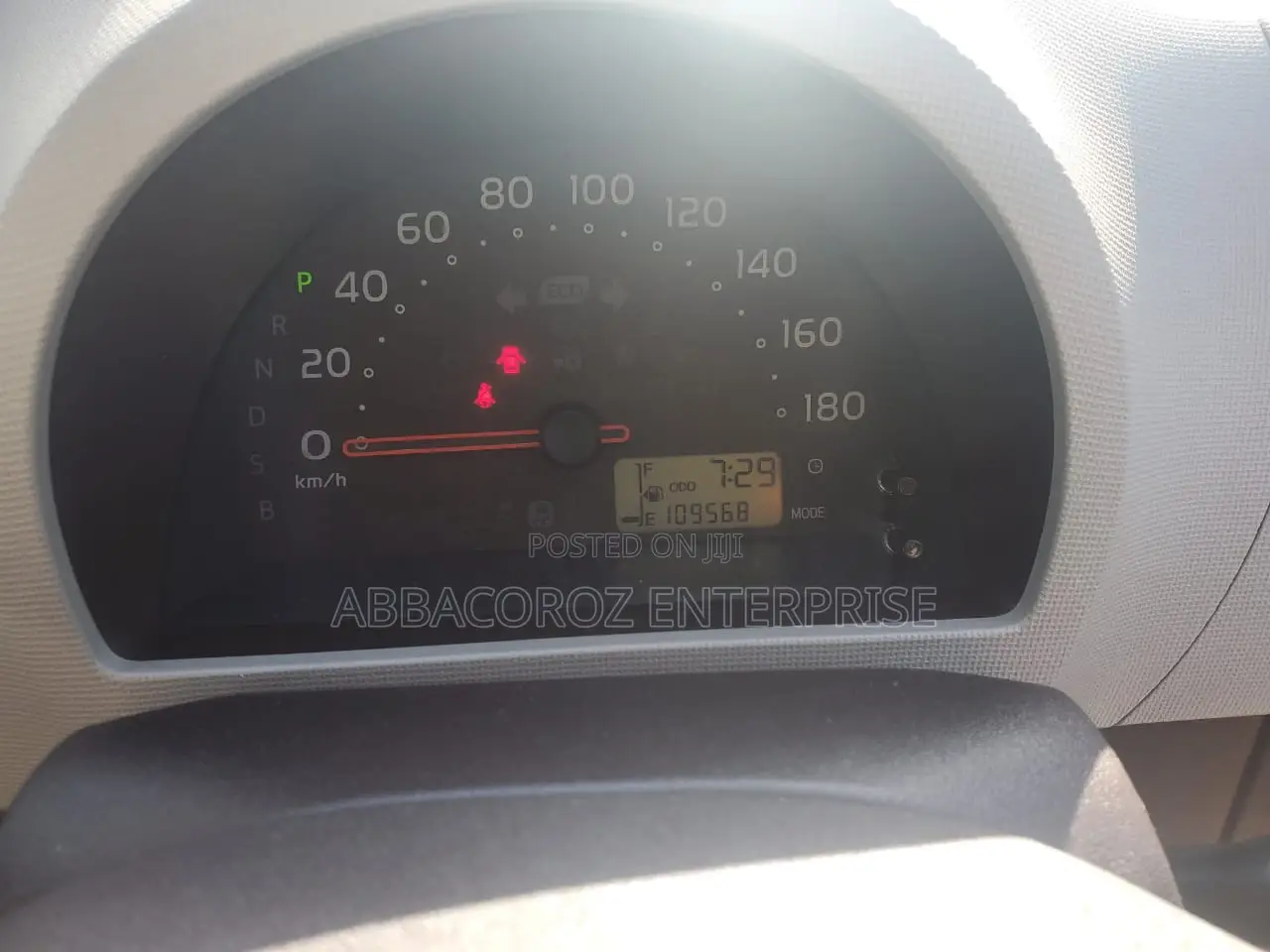 Toyota Passo 2015 Red
