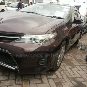 Toyota Auris 2015