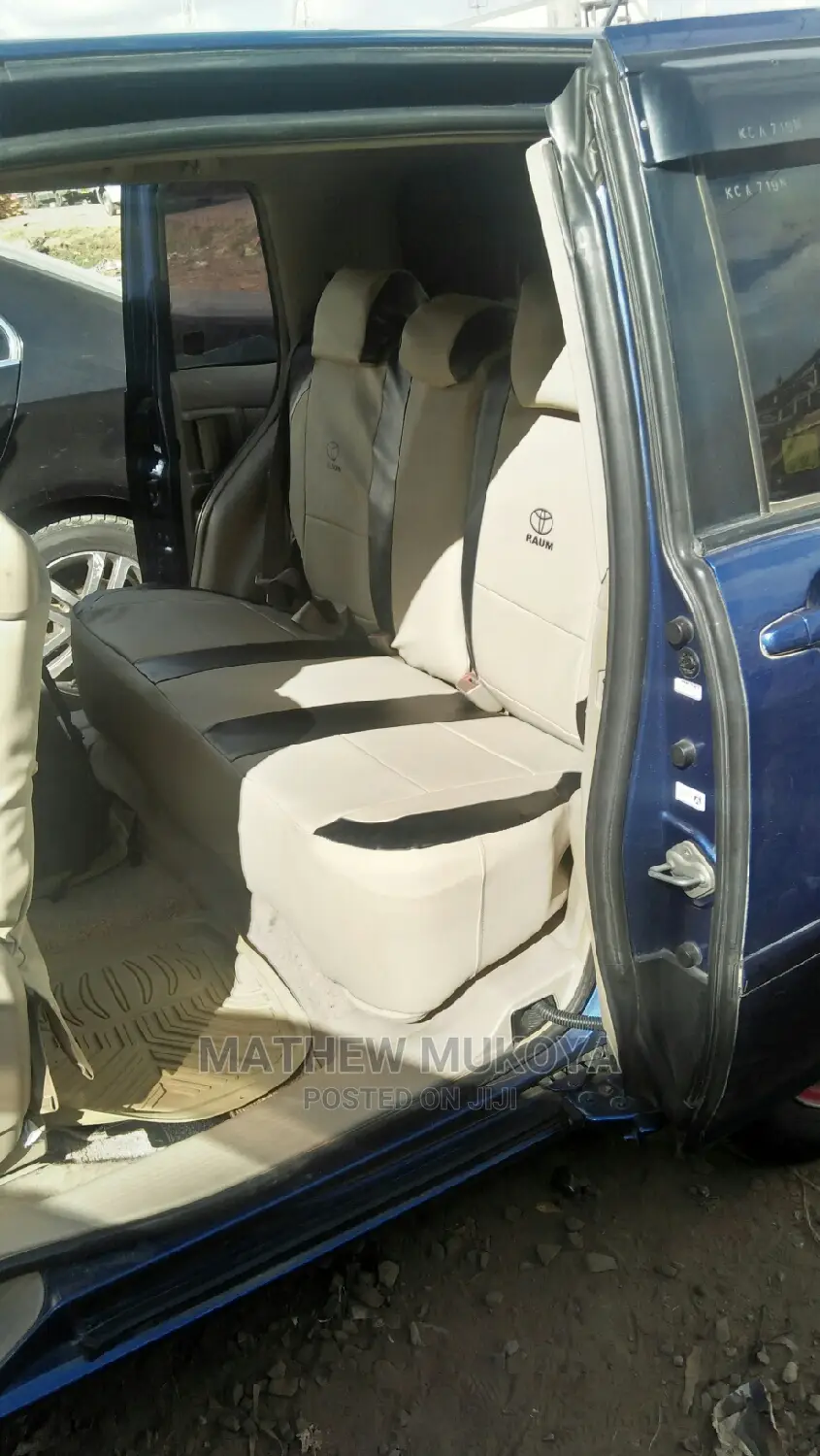 Toyota Raum Car Seat Covers