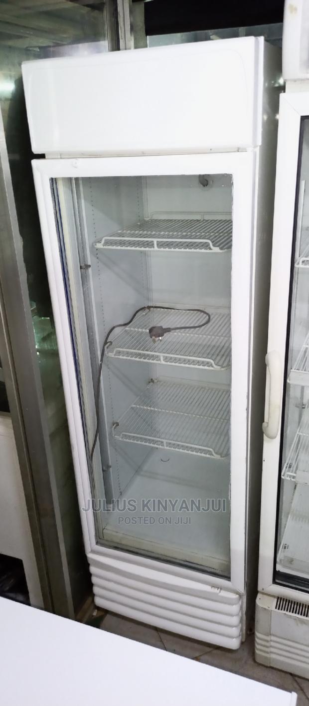 380L Display Fridge - thumbnail 2