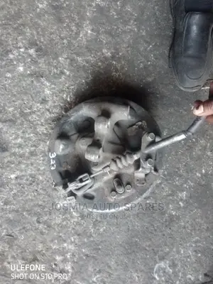 Mazda 323 Rea Hub