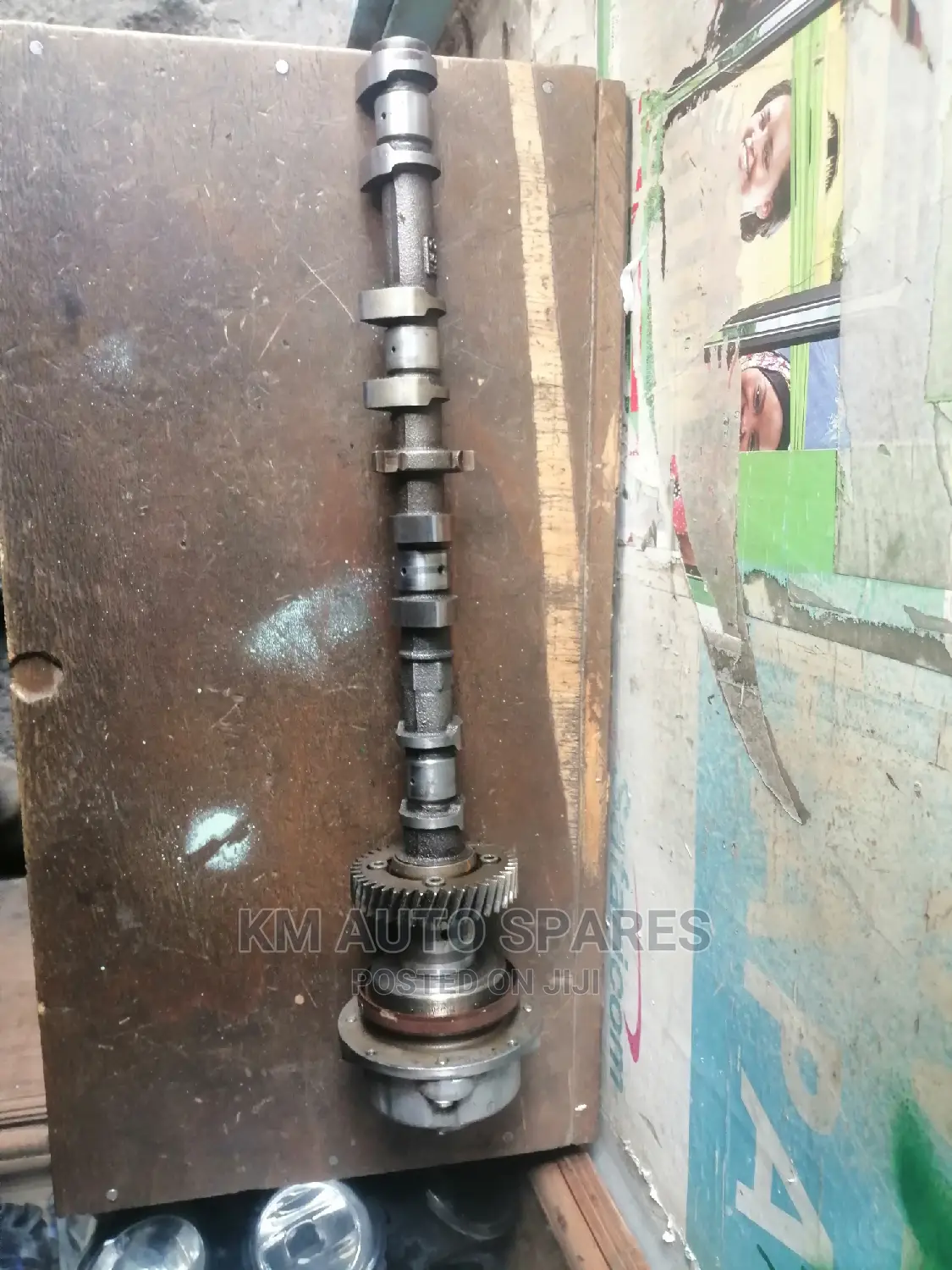 Toyota 2UZ Engine Camshaft.