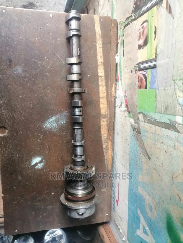 Toyota 2UZ Engine Camshaft. - thumbnail 3