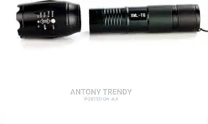Yifeng XML-T6 Portable 1600 Lumen LED Tactical Flashlight