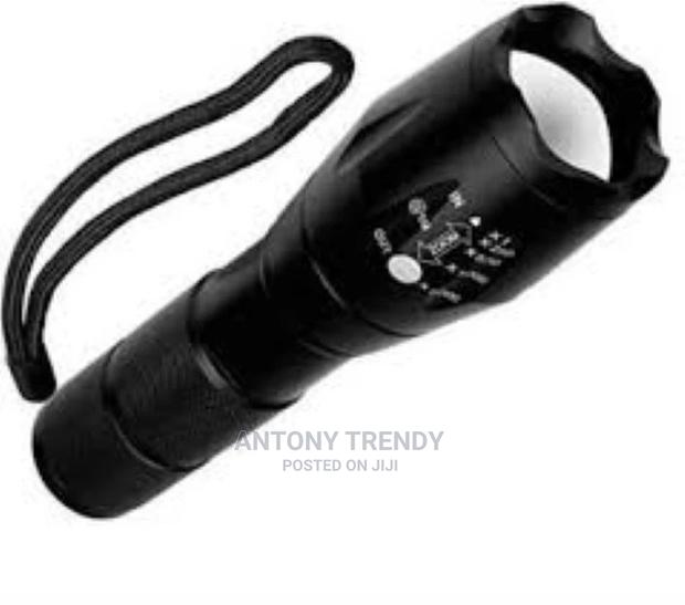 New Zoomable CREE XML T6 LED 18650 Flashlight Focus Torch La