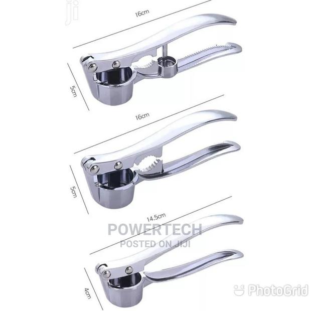 Small Garlic Press - thumbnail 3