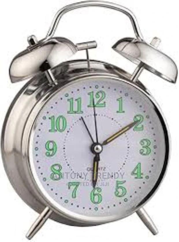 Decent Alarm Clock [Vintage Alarm Clock] - main view