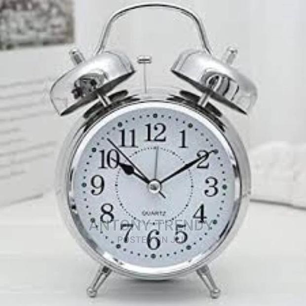 Brand New Fashion Vintage Style   Vintage Alarm Clocks