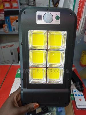 Solar Wall Streetlight With Sensor