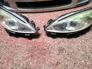 Mazda Premacy New Model Xenon Headlights